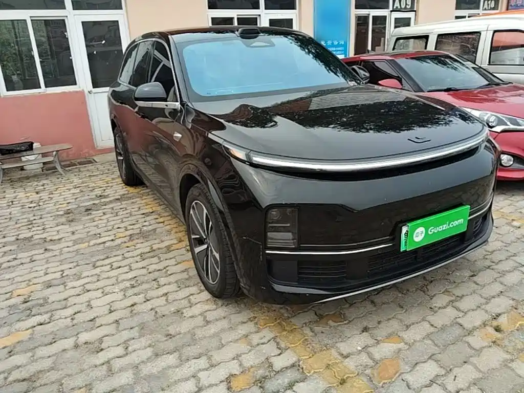 Li Auto Li L8 2024