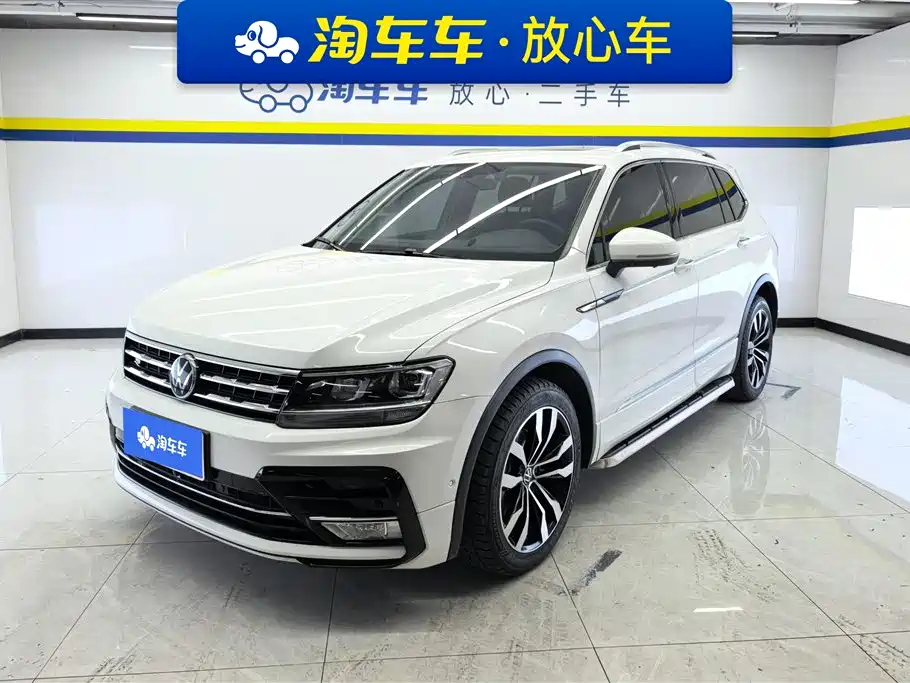 Volkswagen Tiguan L 2021 — фото 1