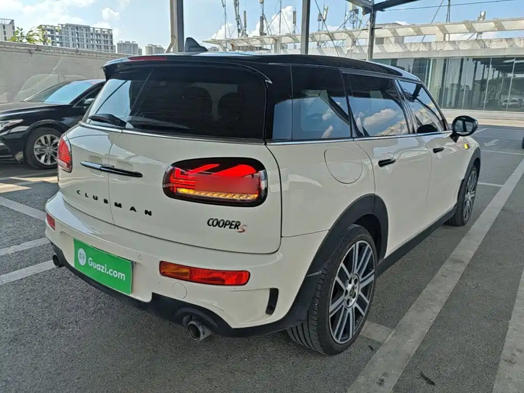 MINI Clubman 2021