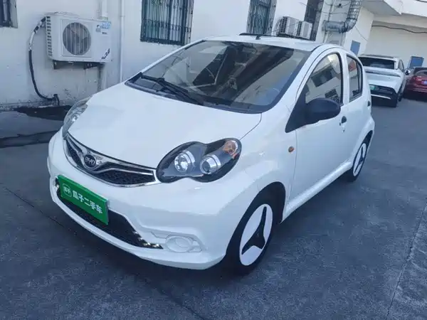 BYD F0 2016