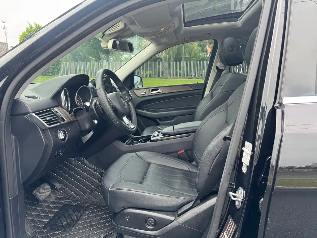 Mercedes-Benz GLE 2018 — фото 13