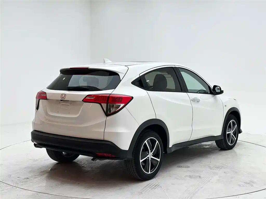 Honda Vezel 2021 — фото 6
