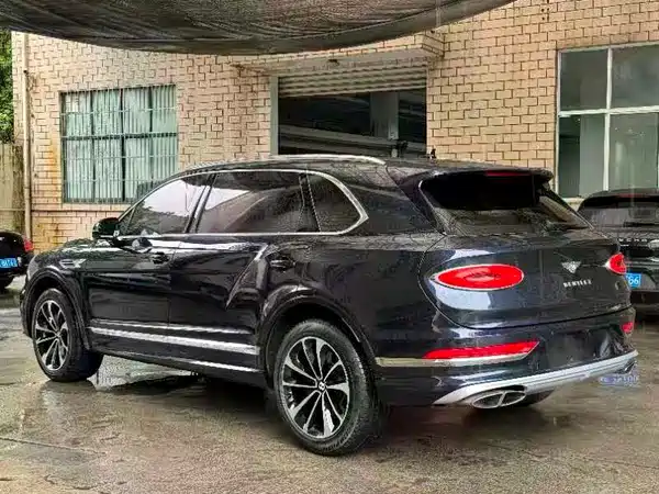 Bentley Bentayga 2023