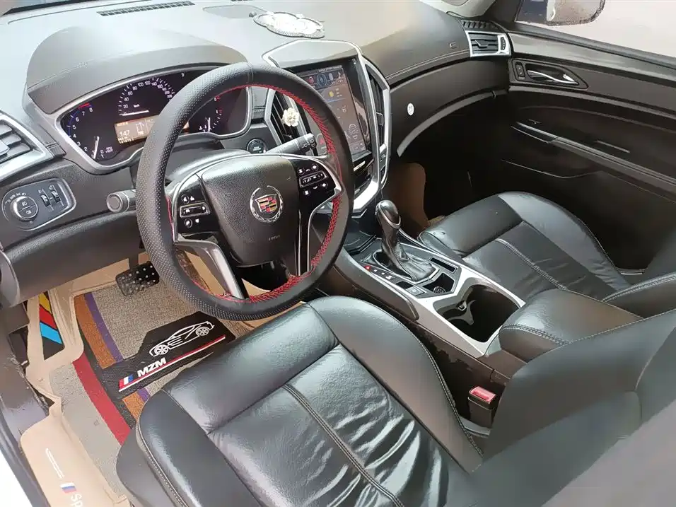 Cadillac SRX 2013 — фото 13