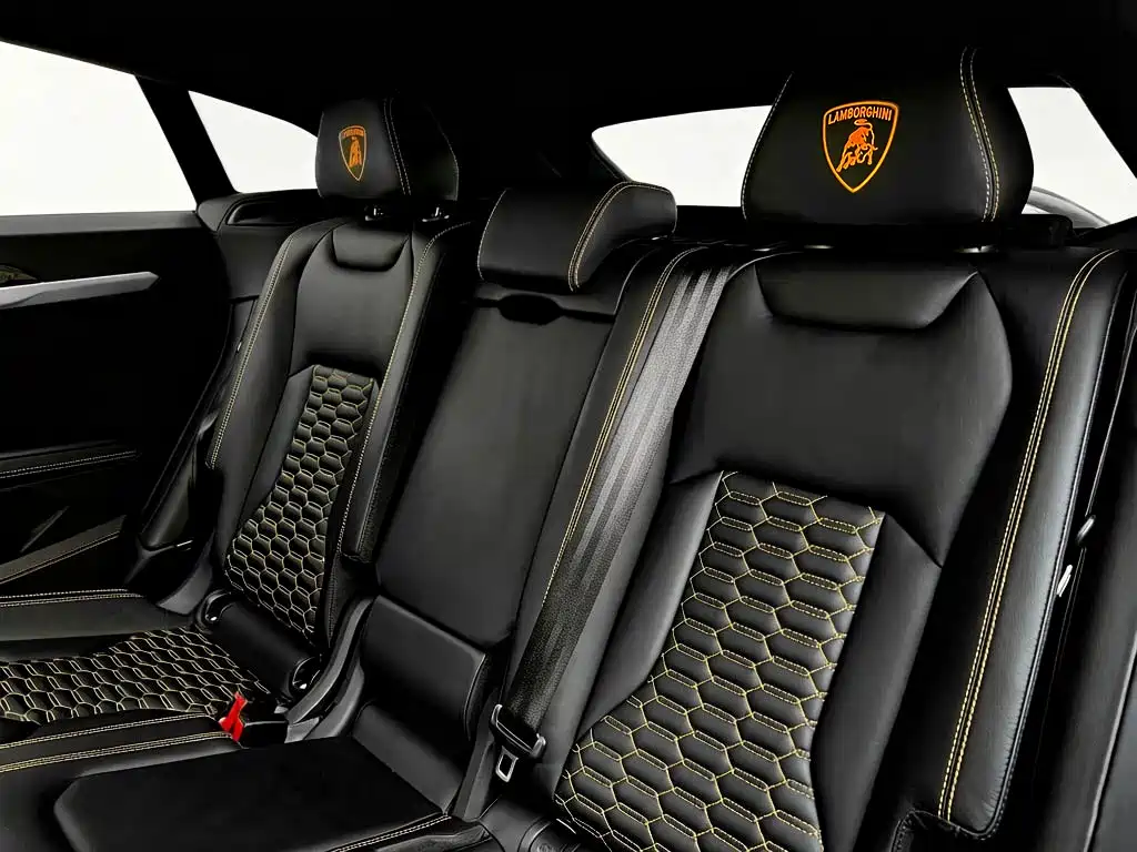 Lamborghini Urus 2020 — фото 15