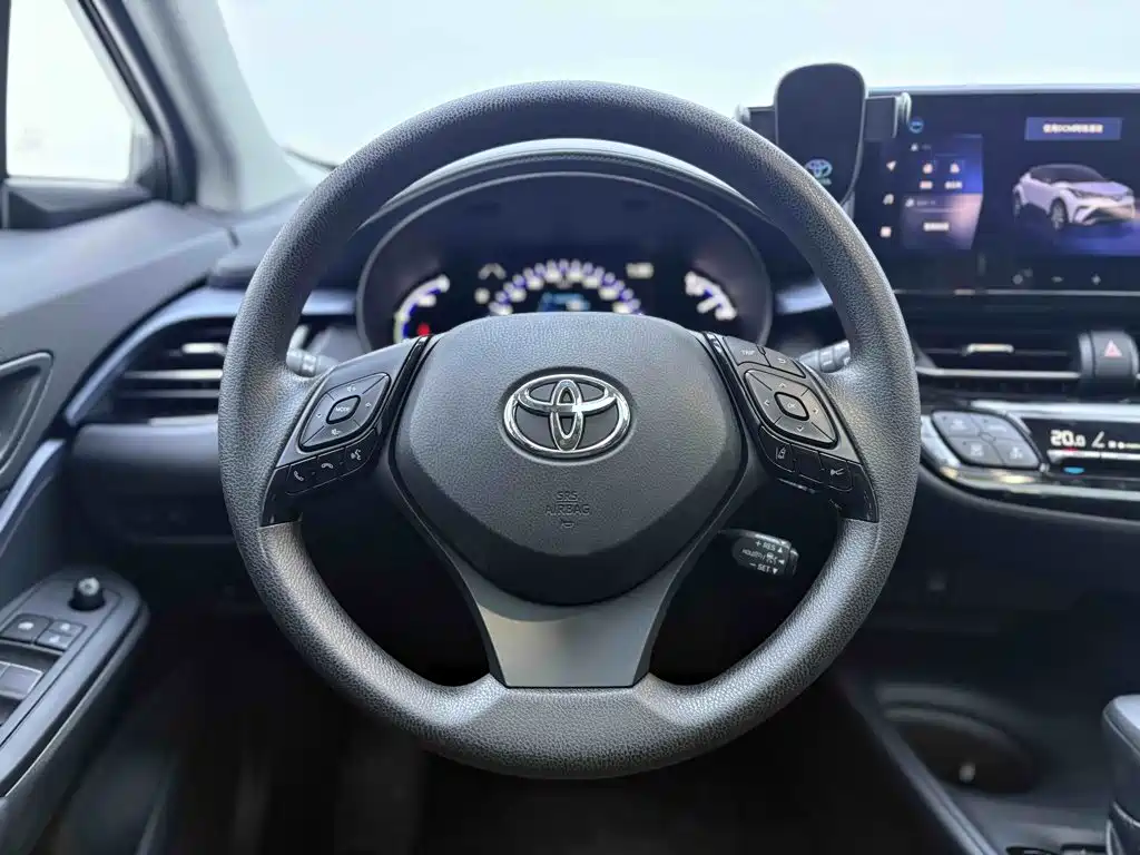 Toyota IZOA 2024 — фото 14
