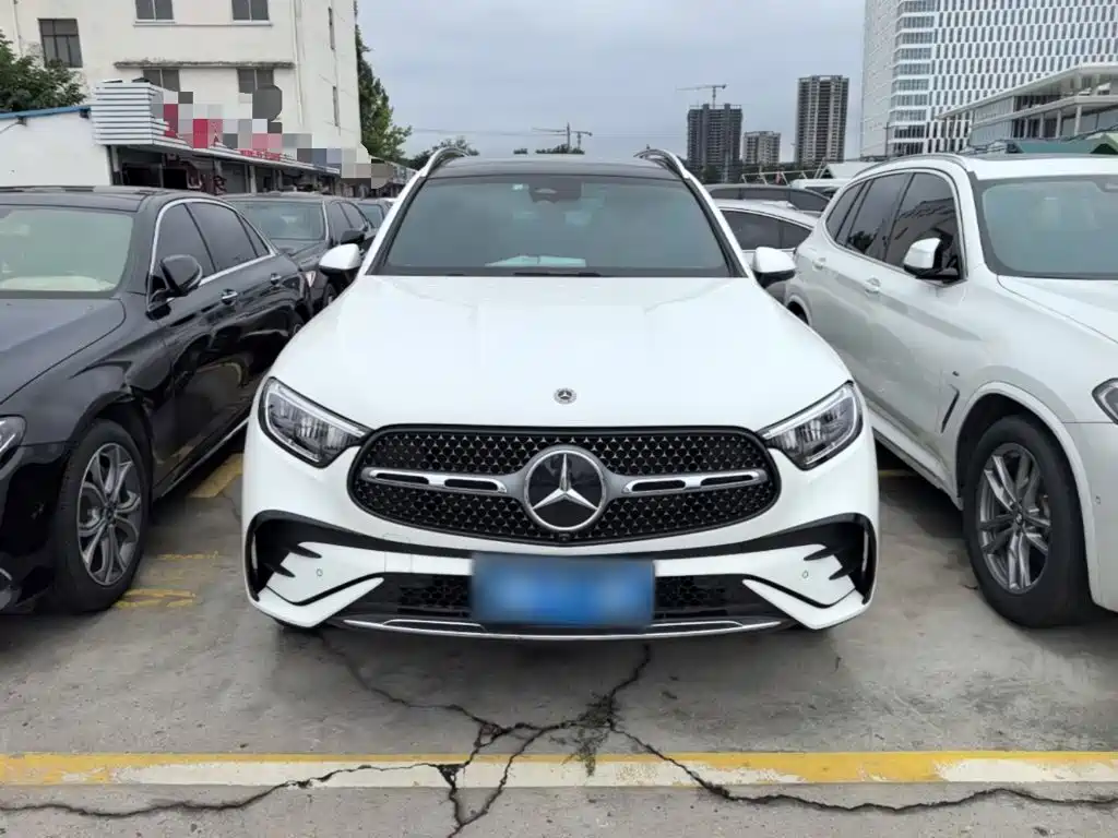 Mercedes-Benz GLC 2025
