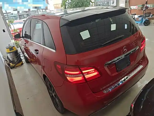 Mercedes-Benz B-Class 2015