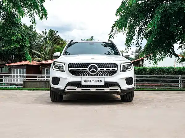 Mercedes-Benz GLB 2021