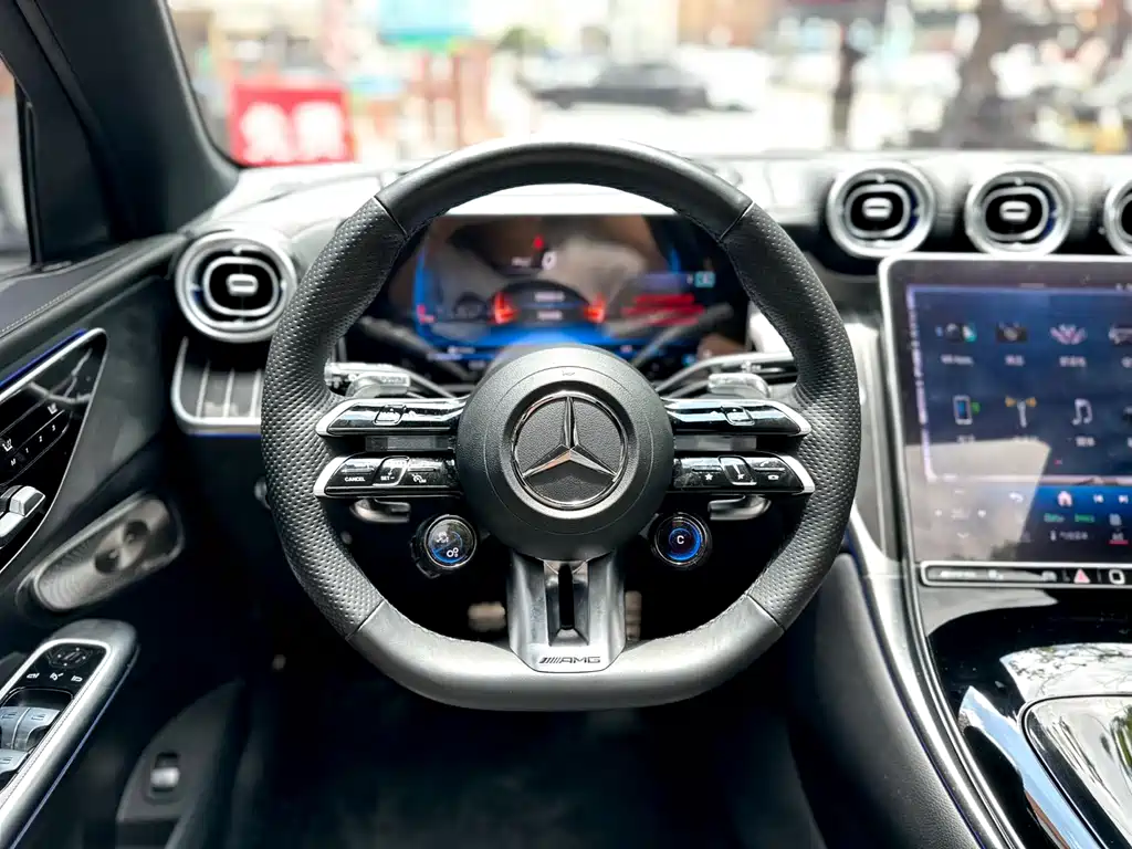 Mercedes-Benz GLC AMG 2024 — фото 12