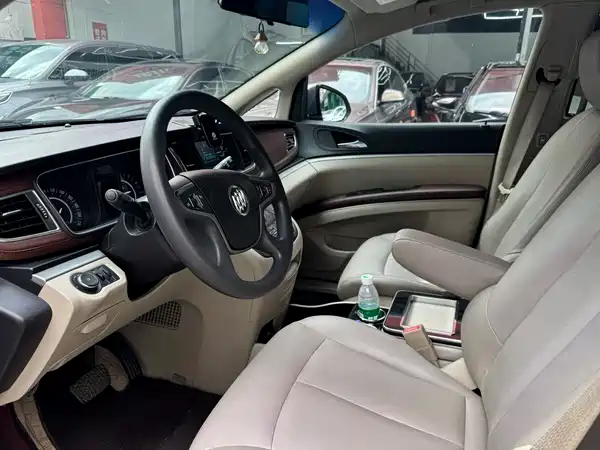 Buick GL8 2019