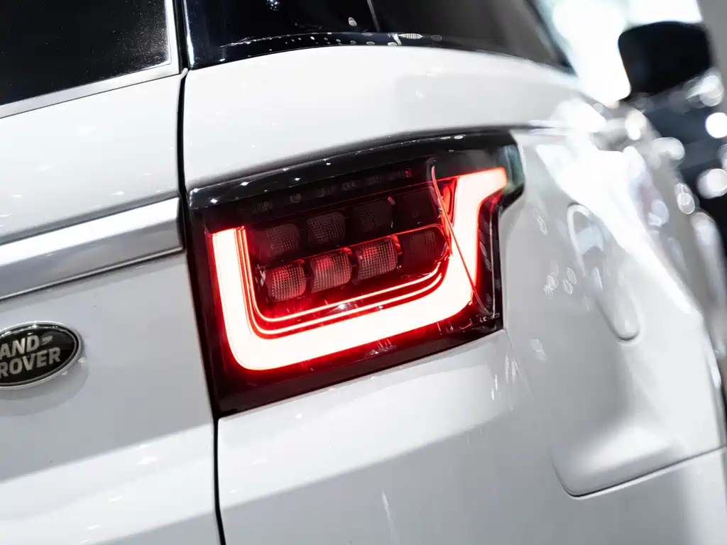 Land Rover Sport PHEV 2019 — фото 8