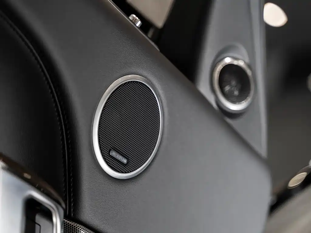 Land Rover Sport PHEV 2019 — фото 18