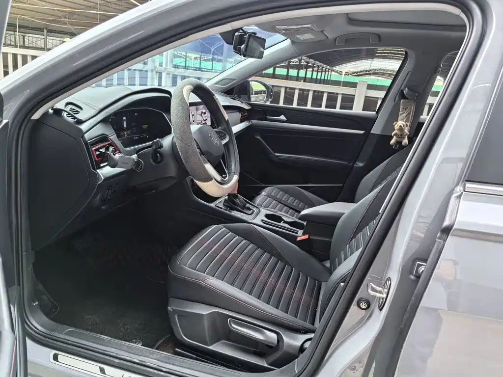 Volkswagen Lavida 2022
