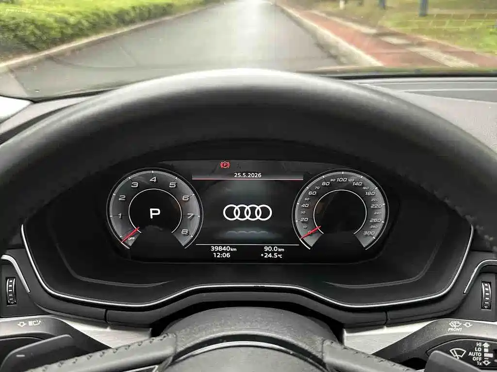 Audi A4L 2021 — фото 7