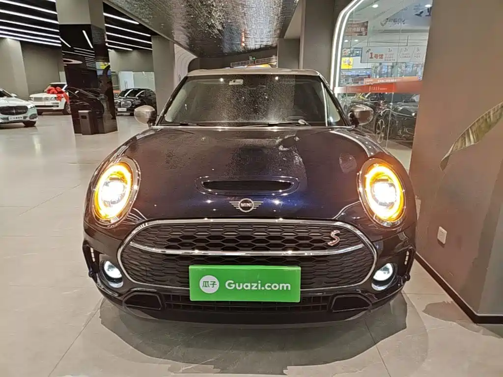MINI Clubman 2021