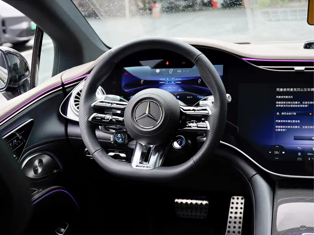 Mercedes-Benz EQS AMG 2025 — фото 20
