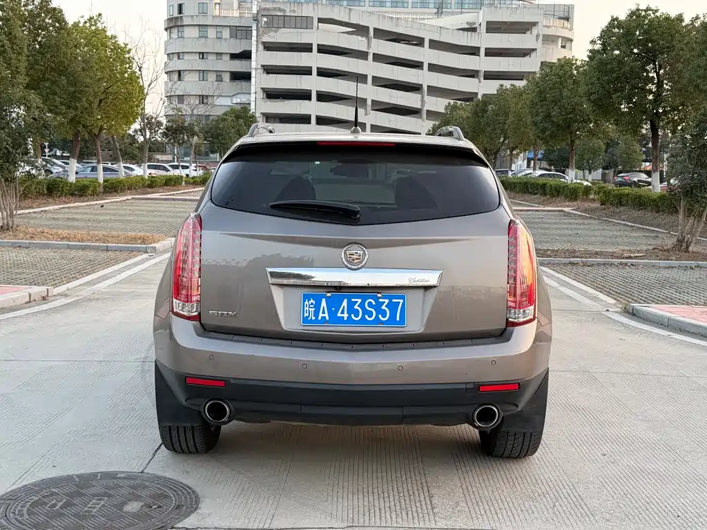 Cadillac SRX 2012