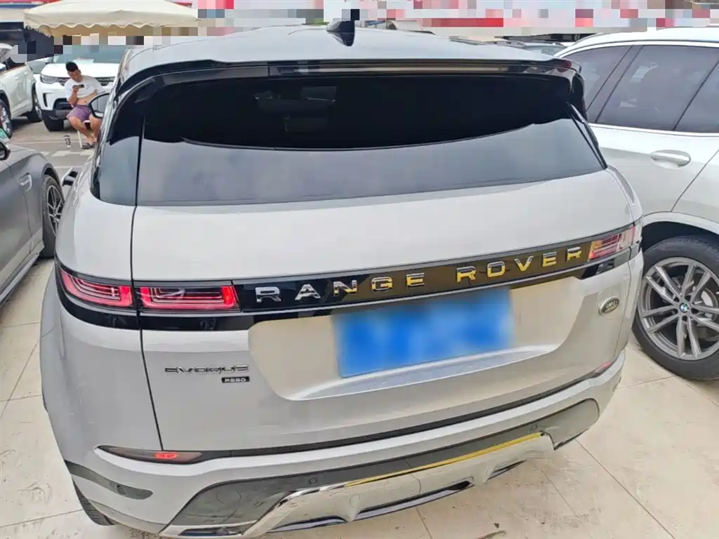 Land Rover Evoque 2021 — фото 6
