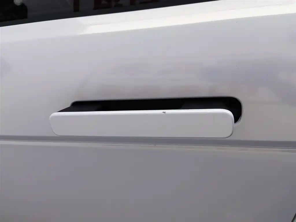 Land Rover Evoque 2021 — фото 18