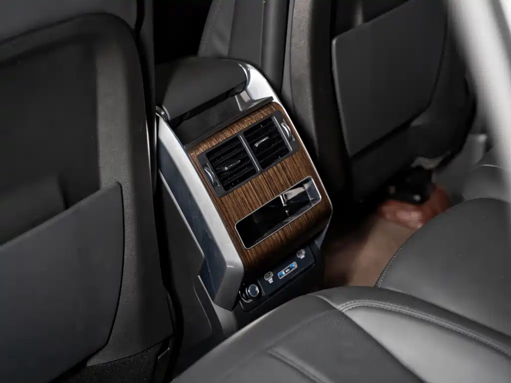 Land Rover Sport PHEV 2019 — фото 20