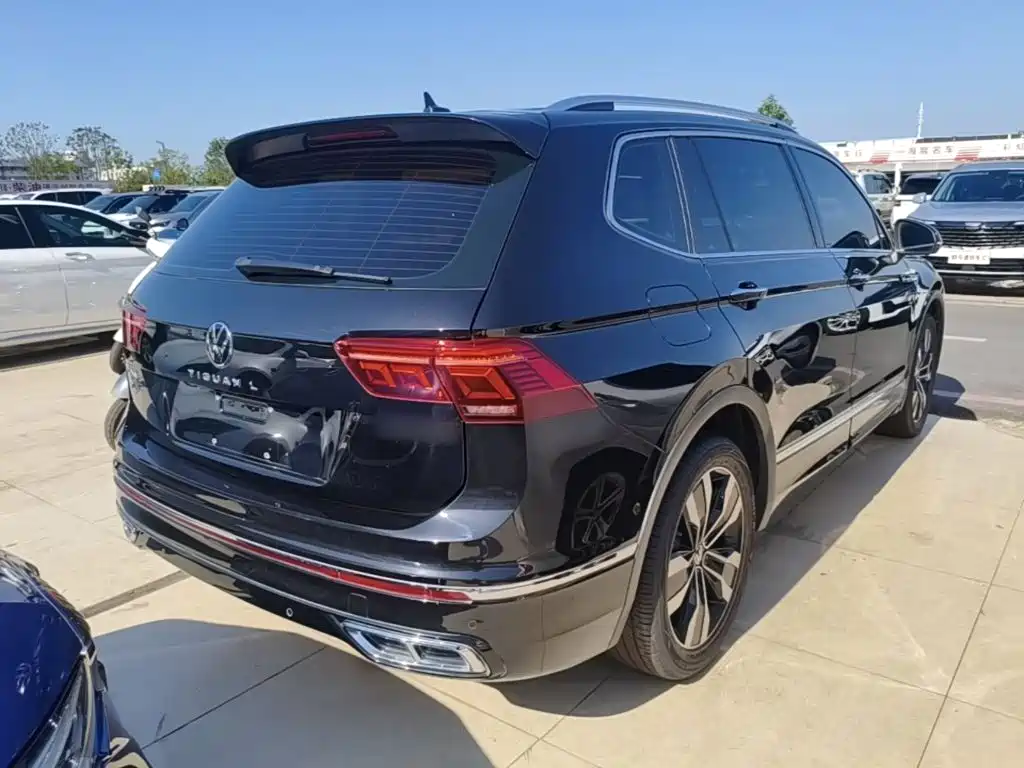Volkswagen Tiguan L 2024