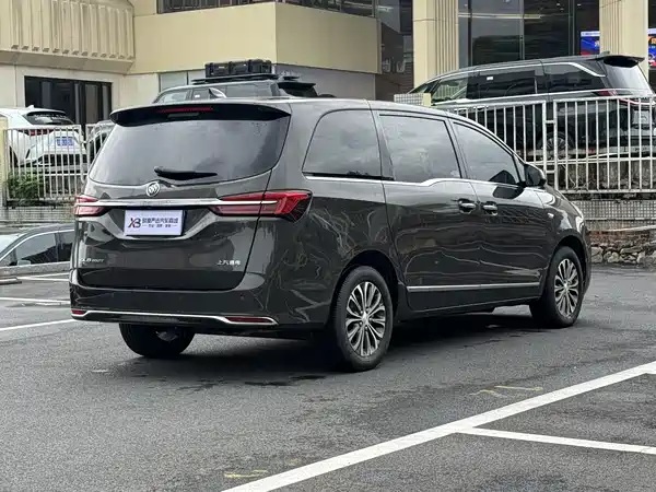 Buick GL8 2021