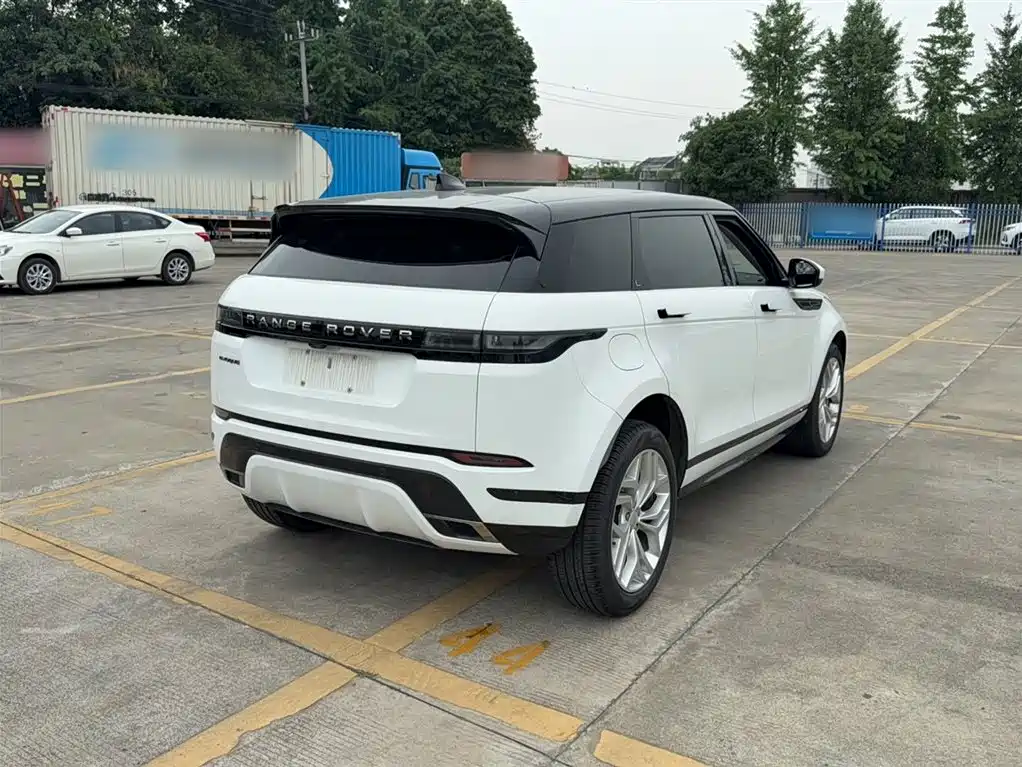 Land Rover Evoque 2022 — фото 7