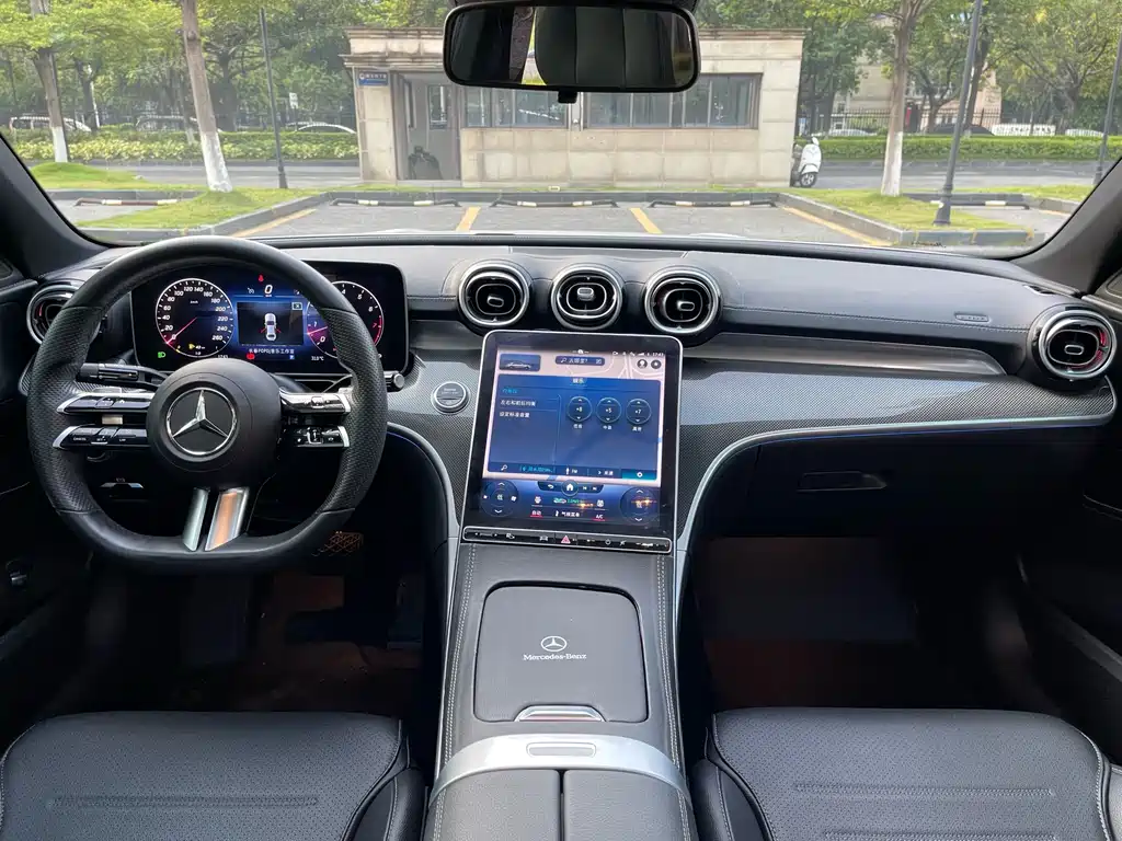 Mercedes-Benz C-Class 2022 — фото 16
