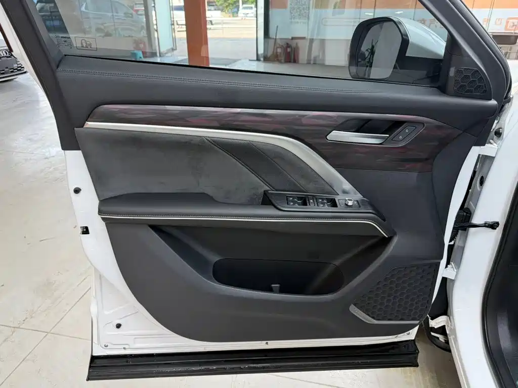 Haval H6 2023 — фото 15