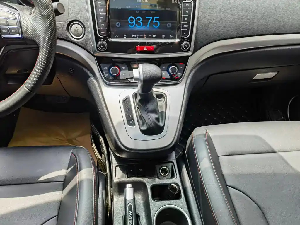 Haval M6 2019 — фото 16