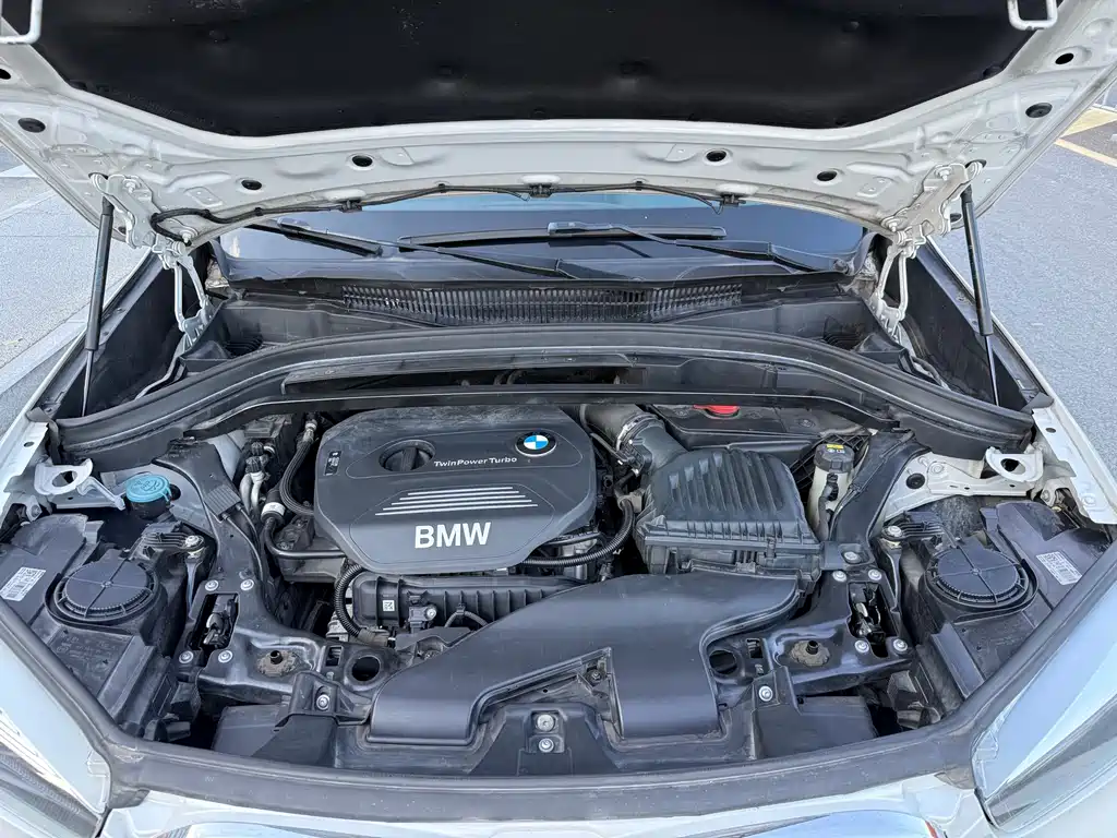 BMW X1 2017 — фото 11