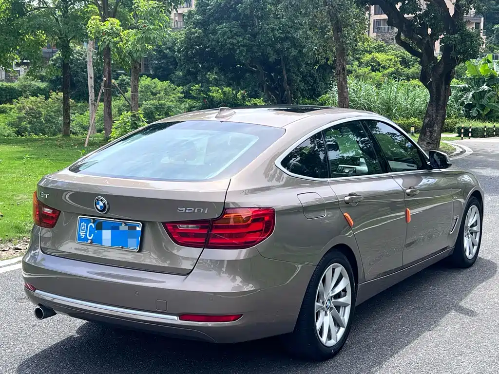 BMW 3 Series GT 2015 — фото 8