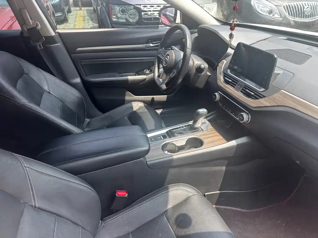 Nissan Teana 2021