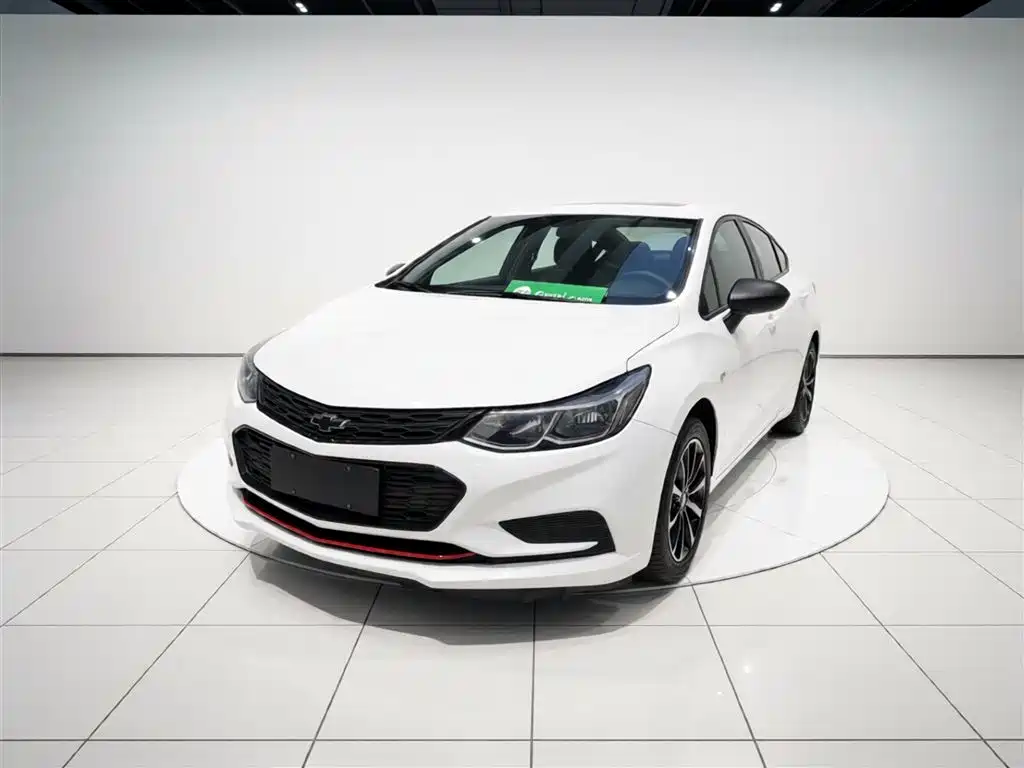 Chevrolet Cruze 2018 — фото 1