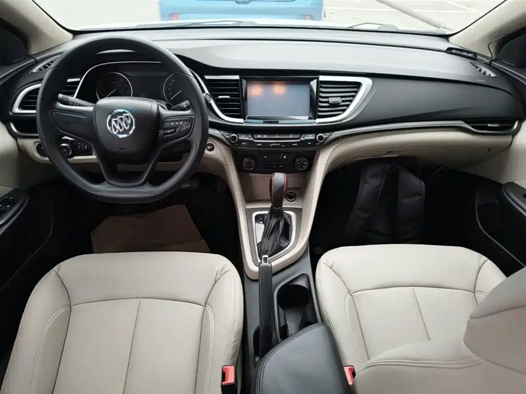 Buick Excelle 2016 — фото 10