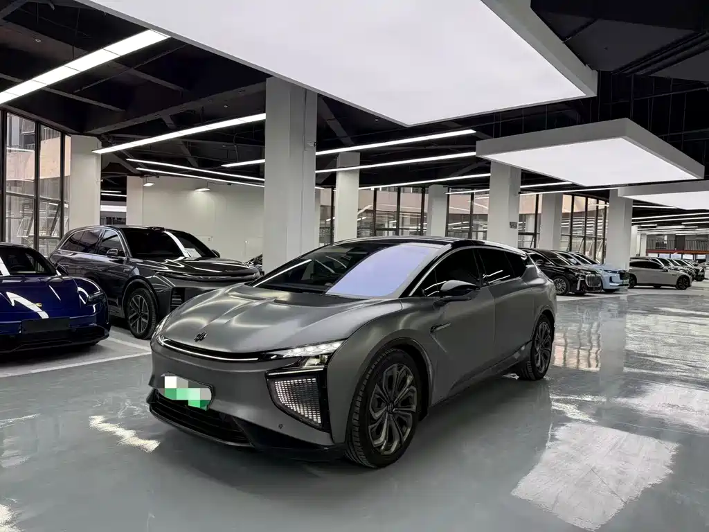 HiPhi X 2022