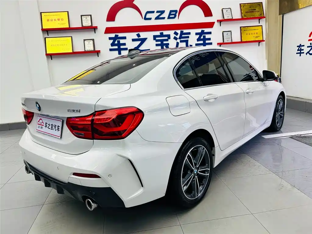 BMW 1 Series 2023