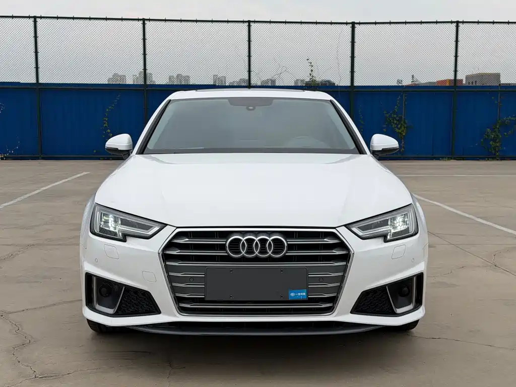 Audi A4L 2020