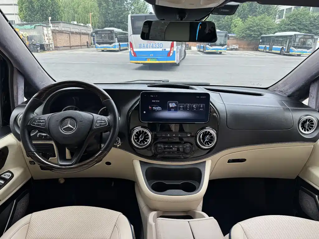 Mercedes-Benz Vito 2021 — фото 17