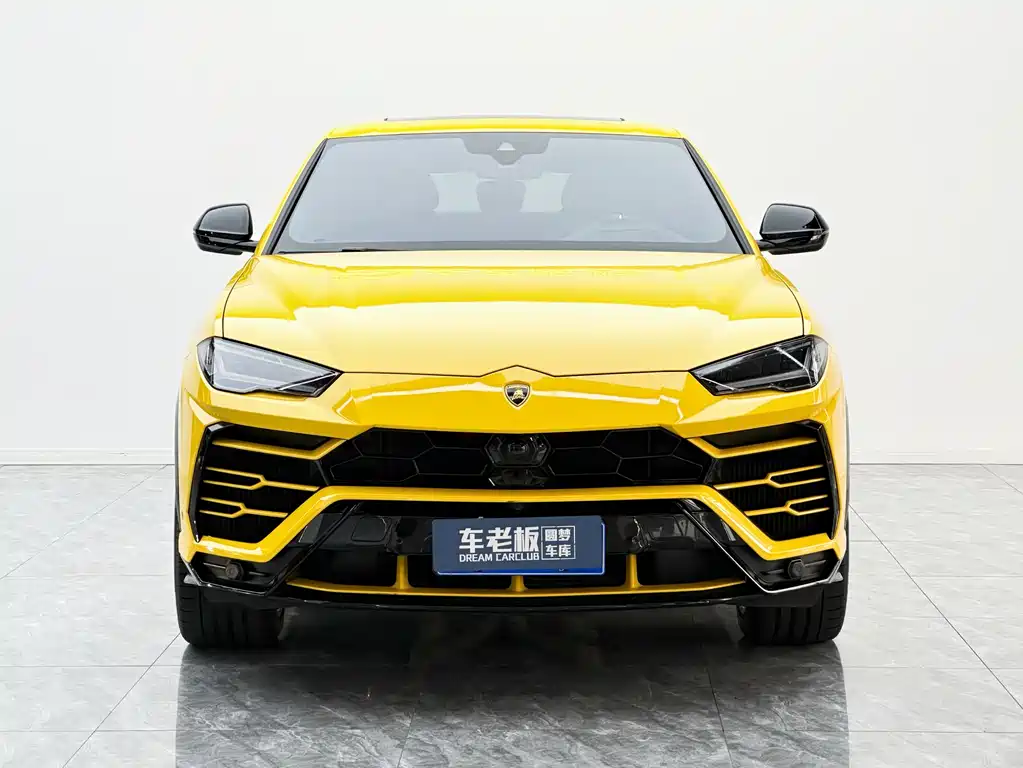Lamborghini Urus 2020 — фото 2