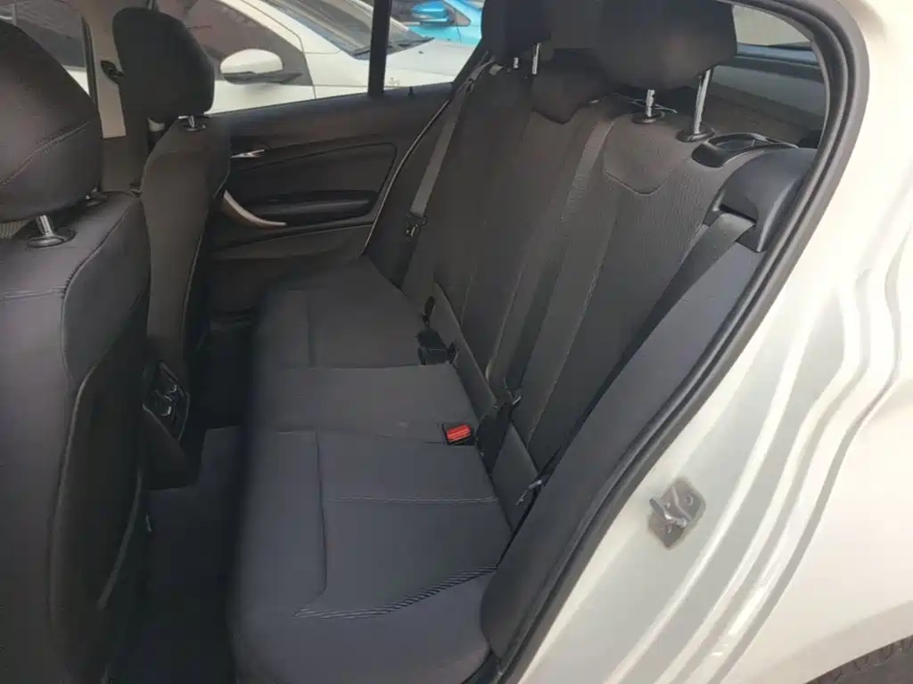 BMW 1 Series 2016 — фото 17
