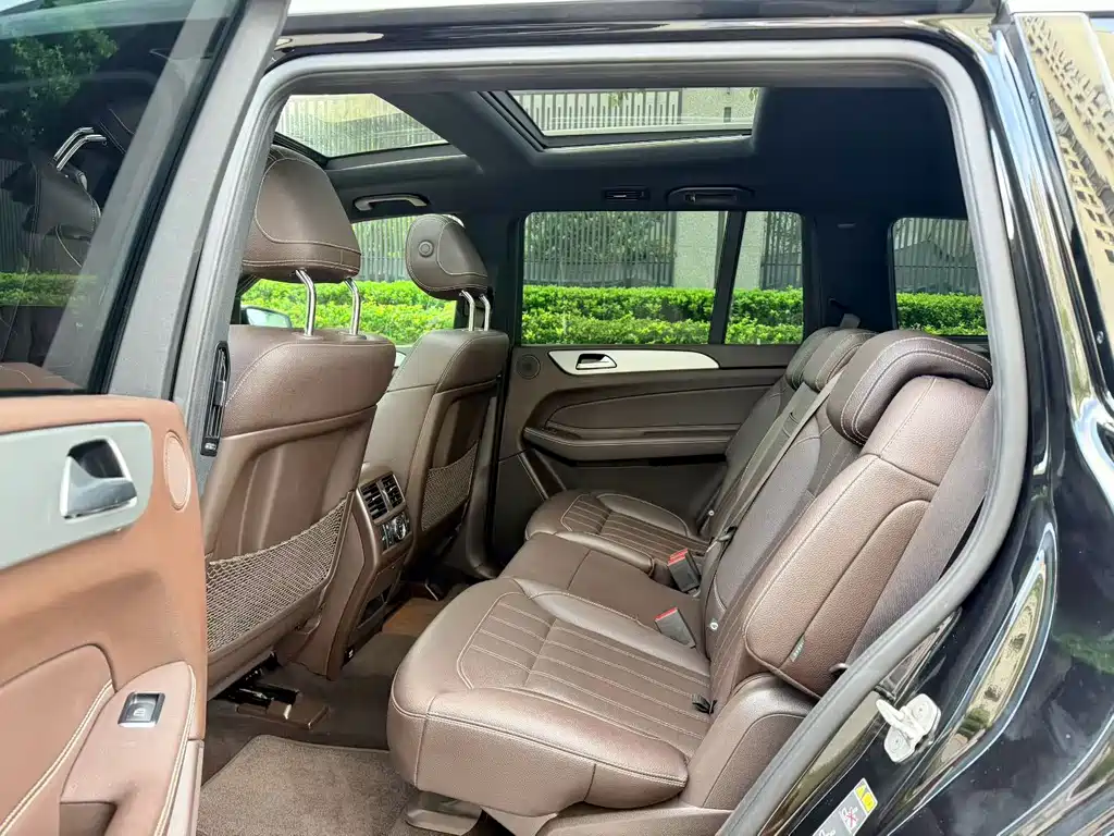 Mercedes-Benz GLS 2016 — фото 11