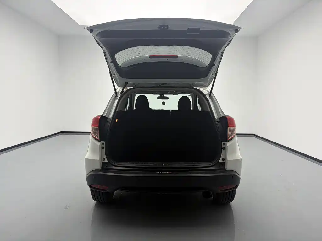 Honda Vezel 2017 — фото 12