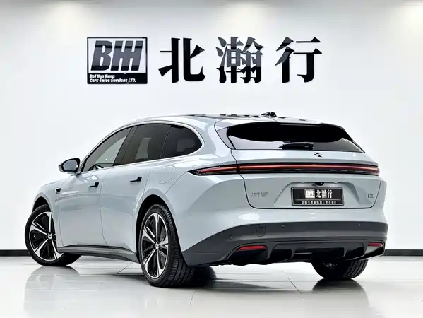 NIO ET5T 2024