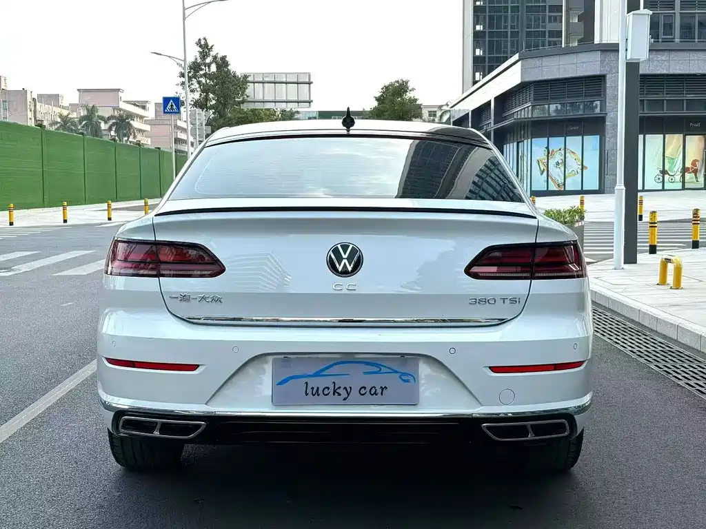 Volkswagen CC 2023 — фото 14
