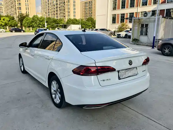 Volkswagen Bora 2021