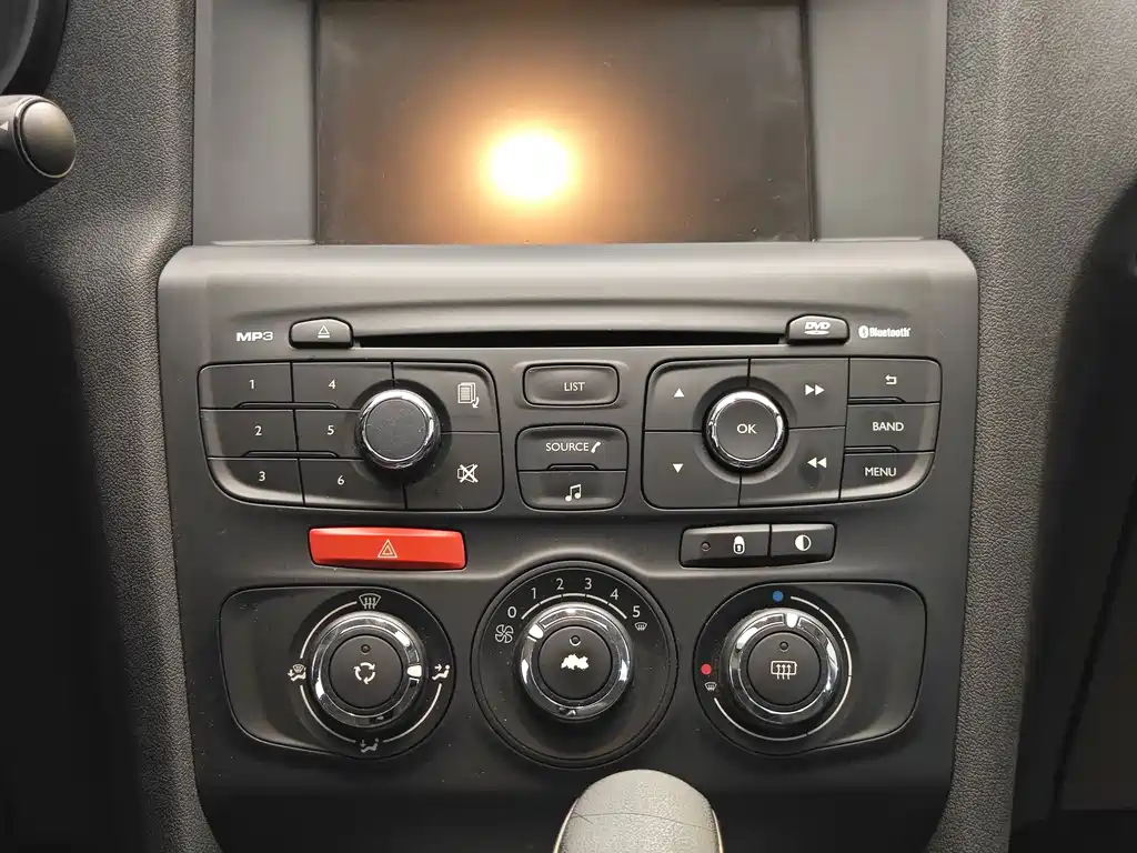 Citroen C4L 2018 — фото 16