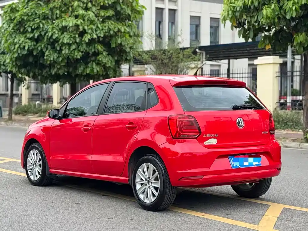 Volkswagen Polo 2015 — фото 4