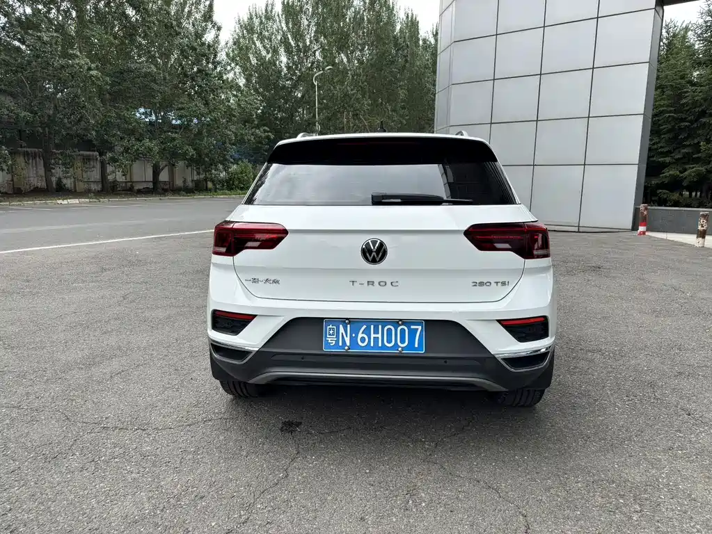 Volkswagen T-Roc 2023 — фото 20